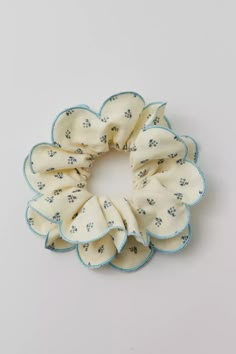 Printed Ruffle Jumbo Scrunchie | Urban Outfitters Scrunchie Packaging, Oversized Scrunchie, Rope Hair, Fairy Hair, Hair Rings, Diy Hair Accessories, Floral Hair, Oversized Silhouette, Care Package