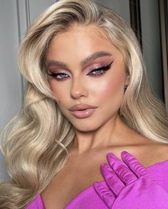 Bad Girl Makeup, Make Up Barbie, Eye Makeup 2023, Barbie Makeup Look, Glam Bride Makeup, Dramatic Eyeliner, Makeup 2023, Glam Bride, Teenager Makeup