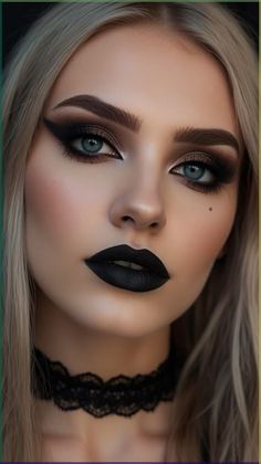 20+Stunning Date Night Beauty Looks to Impress Maquillage Goth, Goth Makeup Looks, Goth Makeup Tutorial, Club Makeup, Halloweenský Makeup, Vampy Makeup, Sunkissed Makeup, Concert Makeup, Eyeshadow Ideas