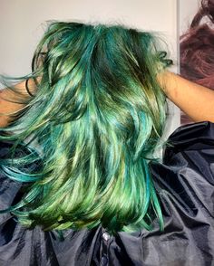 Toxic Green Hair, Forest Hair Color, Green And Blonde Hair, Dye My Hair Brown, Blonde And Green Hair, Sea Green Hair, Hair Dye Green, Green Hair Streaks, Green Hair Ideas