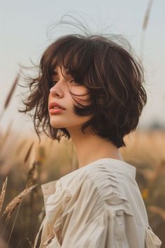 20 Chic Butterfly Haircut Ideas for a Fresh Look This Year Feminine Medium Haircuts, Woman’s Short Hair Styles, French Bob Textured, Short Feathery Haircuts, Short Hair Cottagecore, Romantic Hairstyles For Short Hair, Cottagecore Short Hair, Butterfly Short Haircut, Cottagecore Hairstyles Short