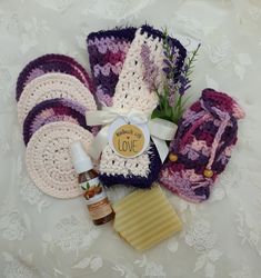 "Indulge in a little luxury and pamper yourself by relaxing and unwinding with this beautiful Crochet Spa Gift Set or Handmade Shower Gift Set. The reusable eco-friendly Spa or Shower Set is designed to invigorate the skin, body, mind and soul. Each charming 7 piece gift set handcrafted with superb craftsmanship is very functional and includes:     -  2 Washcloths each 7\" square gently textured for washing and exfoliating   -  1 Soap Saver Bag 3\" x 5\" detailed with natural wood beads on the d Women Wellness, Soap Saver Bag, Shower Spa, Spa Gift Set, Spa Gift Basket, Gift Sets For Her, Soap Saver, Handmade Gift Tags, Bath Gift