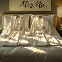 Mr and Mrs Robes - Luxury Personalized Bathrobe, Embroidered Fleece Gift for Newlyweds, Monogrammed One Size For Couples Set of 2 Personalized Mr. & Mrs. Robes with Pockets: Indulge in Shared Moments Celebrate lasting love with our luxurious, ultra-soft bathrobes designed exclusively for couples. Gift for Newlyweds, Fluffy Fleece Kimono, Monogram Gift Men and Women Embracing post-wedding bliss with personalized "Mr. & Mrs." robes, a cherished reminder of your special day. Sparking joy on anniver Matching Robes Couple, His And Her Bath Robes, Wedding Robe Embroidery, Mr And Mrs Cotton Robes, Bride Robe Personalized, Personalized Bathrobe, Matching Robes, Cozy Mornings, Lasting Love