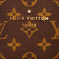 New Louis Vuitton Handbags, Apple Watch Custom Faces, Watch Wallpapers, Louis Vuitton Paris, Apple Watches, Louis Vuitton Purse, Apple Watch Wallpaper, Watch Wallpaper