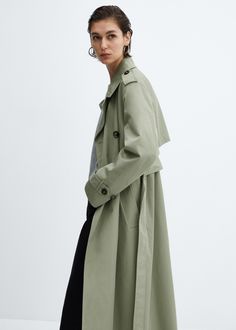 Double-button trench coat Trenchcoat Outfit, Leather High Heel Boots, Trench Coat Outfit, Leather Boots Heels, Mango Outlet, Cuffed Jeans, Long Trench, Long Trench Coat, Denim Trends