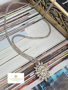 Make yourself or your love once feel  extra special with this lovely diamond sunray necklace.  🔸️Gold Karat: 18k 🔸️Gold Color: White 🔸️ Stone Type: Genuine, Natural Earth-Mined Diamond 🔸️Diamond Clarity: SI 🔸️ Diamond Color: G-H 🔸️ Diamond Carats:  .50 Carat 🔸️Chain Length: 16 Inches   💎NOT Enhanced, NOT Sapphire, NOT Moissanite ,  NOT Swarovski, NOT Lab grown Diamond, NOT Manmade, NOT Simulated, NOT Gold Plated. 💥PLS FOLLOW US AND CHECK OUR OTHER LISTINGS. WE HAVE NEW STOCKS LISTED DAILY/WEEKLY.   S H I P P I N G WE SHIP WITHIN 24 HOURS. Free shipping in the US and International orders. Diamond Flower, Floral Necklace, Diamond Fashion, Minimalist Necklace, Diamond Clarity, Flower Necklace, Lab Grown Diamonds, Colored Diamonds, Natural Diamonds