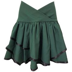 Rare late 1960s CARDINALI hunter / forest green lightweight wool handkerchief hem mini skirt! This beauty comes straight from Marilyn Lewis' estate (the designer and founder of Cardinali). The perfect green hue with black silk trimming each hem. Unique and flattering tulip dipped hem. Can easily be dressed up or down. In good condition. Made in Italy Approximately Size Medium Measurements: 28-30 inch waist (sits lower on the waist) 44 inch hips Fitted Green Mini Skirt For Evening, Buttercup Aesthetic, 60s Mini Skirt, Handkerchief Skirt, Silk Handkerchief, Late 1960s, Handkerchief Hem, Green Wool, Skirt Dress