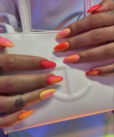 Aura Glazed Nails, Trendy Neon Nails, Red Orange Aura Nails, Yellow And Pink Aura Nails, Neon Aura Nails, Pink And Orange Aura Nails, Minimal Summer Nails, Summer Aura Nails, Yellow Aura Nails