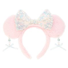 Minnie Mouse Sparking Sequin Ribbon & Beads Ear Headband Color Pink will be released at Tokyo Disney Resort on Dec 5, 2024~! This stylish headband features a sparkling ribbon in the center and soft-colored beads and blue ribbons that look like earrings. Photo Credit: Tokyo Disney Resort Stylish Headbands, Tokyo Disney, Tokyo Disney Resort, Disney Life, Disney Ears, Disney Resort, Ear Headbands, Earrings Photo, Blue Ribbon