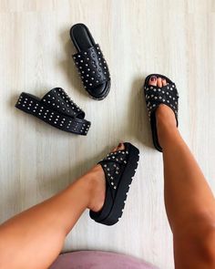 Fire Shoes, Summer Sandals, Retail Therapy, Mule Shoe, Fashion Beauty, Summer Outfits, Summer Fashion