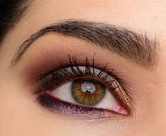 Eyeliner Brown Eyes, Plum Eyeliner, Plum Eyeshadow, Brown Eyeliner, Eye Makeup Pictures, Dark Autumn, How To Apply Eyeliner, Creative Eye, Eye Makeup Tips