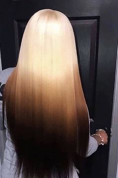 Blond Wig, Wig Shop, Y2k Hairstyles, Hair Blond, Dyed Hair Inspiration, Pretty Hair Color, Hair Stylies, Hair Dye Colors, Hair Inspiration Color