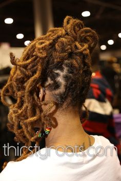 Women Dreadlocks, Blonde Dreadlocks, Black Hairstyles With Weave, Beautiful Black Hair, Curly Weave Hairstyles, Black Men Haircuts, Gold Blonde