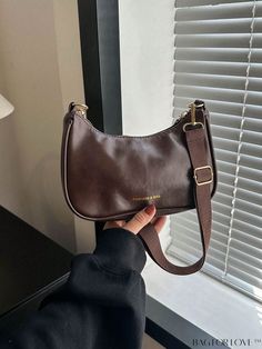 BagForLove - Chic Hobo Bag: Streamlined Design with Bonus Coin Purse Tiny Purse, Purse Outfit, My Style Bags, Brown Crossbody Bag, Brown Crossbody, Brown Leather Bag, Style Preppy, Leather Coin Purse, Brown Purses