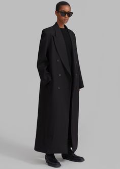 Black Coat Outfit, Long Black Coat, The Frankie Shop, Black Wool Coat, Frankie Shop, Maxi Coat, Trench Coat Black, Outfit Inspiration Fall, Long Blazer