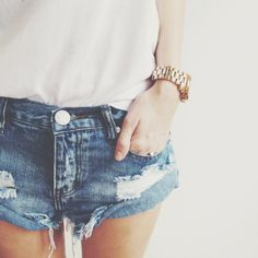 Summer Lookbook, Shorts Jeans, Minimal Fashion, Summer Style, Summer Vibes, Clothing Items