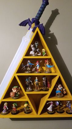 Legend Of Zelda Game Room, Legend Of Zelda Room Ideas, Zelda Room Decor Diy, Zelda Furniture, Zelda Totk House Ideas, Legend Of Zelda Nursery