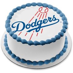 a dodgers cake with the logo on it