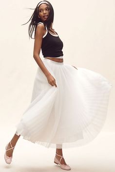 Hutch Pleated Tulle Midi Skirt White Tulle Skirt, Pleated Tulle, Tulle Midi Skirt, Fall Wedding Guest Dress, Skirt Maxi, Brunch Outfit, White Skirt, Hutch, White Skirts