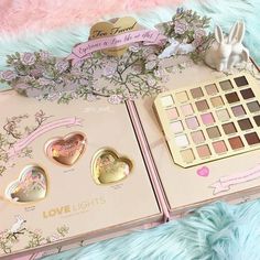 TOO FACED Makeup Packaging, Makeup Package, Fancy Makeup, Kesha, Luxury Makeup, Makeup Items, Makeup Brands