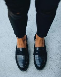 Solid Round Toe Leather Flat Loafer On The Ground, Crazy Shoes, Shoe Obsession, Work Fashion, Leather Flats, Suho, Types Of Fashion Styles, Wearing Black, Cute Shoes