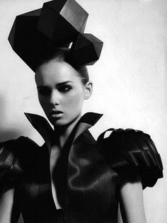 Geometric Fashion - architectural headpiece with 3D shapes - sculptural hat; wearable art // House of Architects Millinery Cubism Fashion, Curiosity Killed The Cat, Couture Hats, Crazy Hats, Alexander Mcqueen Shoes