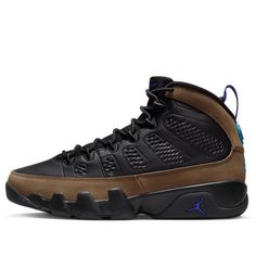 The Air Jordan 9 Retro 'Olive Concord' is one for shoe lovers who seek subtle and timeless elegance. Adapted from the acclaimed 1993 OG ‘Olive’ colorway, the sneaker is crafted from black leather and brown nubuck overlays. Bright Concord and teal accents decorate the heel for a luxurious finish. The iconic Jumpman logo is featured on the black polyurethane midsole with encapsulated cushioning in the forefoot and heel to provide maximum comfort when in use. This classic takes Michael Jordan’s retirement style to a modern level. CT8019-034 (AJ9/SNKR/Basketball) Air Jordan 9 Retro, Jordan 9 Retro, Air Jordan 9, Jordan 9, Teal Accents, Jumpman Logo, Boss Babe Quotes, Nubuck Leather, Shoe Lover