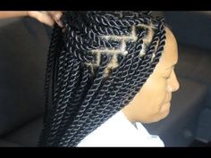 Twists With Straight Braiding Hair, Senegalese Twist Braids Medium, Senegalese Twist Hairstyles Medium, Singalese Twist, Senglease Twist, Rope Hairstyles, Sengelese Twist, Medium Twist Braids, Rope Twist Braids