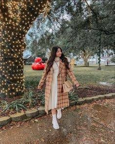 Outfit Ideas Winter Modest, Modest Feminine Outfits Casual, Christian Winter Outfits, Pentecostal Outfits Winter, Chic Modest Outfits, Modest Winter Outfits For Church, Winter Church Outfits, Fall Modest Outfits, Winter Modest Outfits