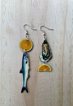 Created from my obsession with tinned fish and oysters, I made these earrings! Convenient Store, Tinned Fish, Creative Earrings, Fish Jewelry, Earrings Summer, Dope Jewelry, Fake Food, Funky Jewelry, Anchovies