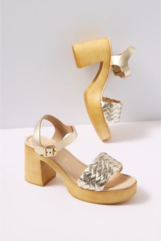 Made in Italy and designed with eye-catching details, the Timber Platform Sandal from Seychelles will take any look up a notch. Set on a faux wooden heel, these stylish sandals feature a woven leather upper, ankle strap with adjustable buckle, and comfortable cushioned footbed—perfect for wearing from day to night. Gold Sandals With Wooden Block Heel, Stylish Sandals, Wooden Heel, Shoe Size Conversion, Fall Shopping, Seychelles, Work Fashion, Boot Shop, Platform Sandals