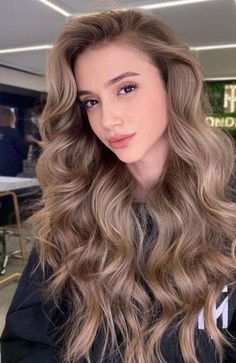 light brown hair, light brunette hair, medium brown hair, chocolate brown hair Caramel Blonde Hair Color, Caramel Blonde Hair, Honey Hair Color, Dark Blonde Hair Color, Beige Hair, Honey Brown Hair, Hair Color Caramel