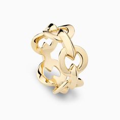 Embrace the challenge with Ecksand's gold chain ring that encapsulates the art of fencing. Boasting knife-edges and clean lines, this distinctive jewel is made to impress. Printable Ring Size Chart, Gold Chain Ring, Recycled Gold, The Challenge, Chain Ring, Fencing, Conflict Free Diamonds, Yellow Gold Rings, Clean Lines