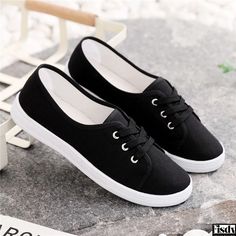 Fisdy - Premium White Canvas Sneakers for a Clean and Classic Look Black Flat Canvas Shoes With Rubber Sole, Black Flat Sneakers With Laces, Girly Shoes Flats, White Canvas Sneakers, White Canvas Shoes, Canvas Flats, Canvas Shoe, Girly Shoes, Block Heel Shoes