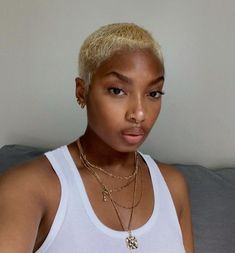 Shaved Natural Hair, Short Pixie Bob Haircuts, Buzzed Hair Women, Short Pixie Bob, Short Shaved Hairstyles, Buzzed Hair, Short Hair Black, Short Hair Pixie Cuts, Short Sassy Hair