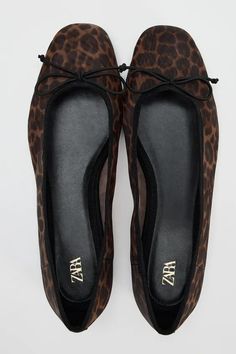 ANIMAL PRINT MESH BALLET FLATS - Leopard | ZARA United States Leopard Shoes Flats, Cheetah Flats, Leopard Ballet Flats, Leopard Print Flats, Leopard Flats, Cardigan Sweater Dress, An Animal, Clean Laundry, Zara United States