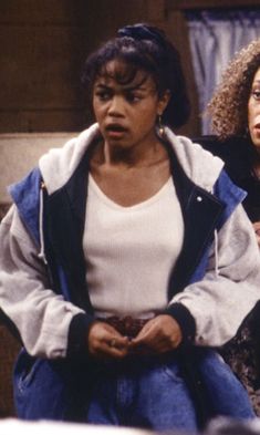 Ashely Banks 90s Outfits, 90s Aethstetic, 90s Black Women Outfits, Rave Playlist, Hilary Banks Outfits 90s, Moesha Outfits 90s Fashion, Ashley Banks Outfits 90s, Black 80s Fashion, Music Video Outfits