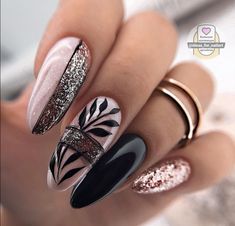 Black Silver Nails, Elegant Touch Nails, Summer Nail Designs, Wow Nails, Classy Nail Designs, Pretty Nail Art Designs, Pretty Nail Art, Nail Designs Glitter, Fabulous Nails