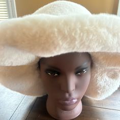 Urban Outfitters Faux Fur Plush Hat, New With Tags, So Soft And Warm! Plush Hat, Fur Hat, Faux Fur, Winter Hats, Urban Outfitters, Womens Sizes, Women Accessories, Cream, Tags