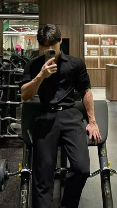 Style For Muscular Man, Formal Dresses For Men Aesthetic, Strong Forearms Men, Hip Windows Outfit Men, Rich People Outfits Men, Dark Masculine Men, Bodyguard Outfit Men, Modern Mafia Outfit Men, Hot Outfits Men