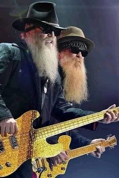 Frank Beard, Top Pictures, Rock And Roll History, Billy Gibbons, Rock Guitarist, Bruce Dickinson, Hot Blue, Zz Top, Rock And Roll Bands