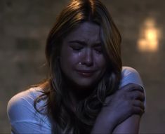 Pretty Crier, Pretty Cry, Good Cry Movies, Hanna Marin Edit, Girl Cry Aesthetique, Girls Band Cry, Pretty Little Liars Hanna, Aria Pll Season 1, Angry Girl