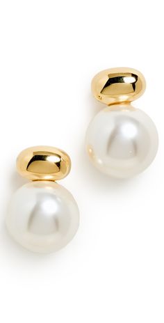 Find SHASHI Gold Stud Drop Earrings on Editorialist. Swarovski pearls. 14k vermeil. Post closure. Made in the USA. Measurements: Length: 0.75in / 2cm Elegant Earrings Classy Simple, Pearl Earing Ideas, Elegant Earrings Classy, Stud Pearl Earrings, Stud Drop Earrings, Jewelry Classy