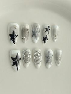 Uñas aesthetic con estampado de estrella ⭐ Star Inspired Nails, Ideas De Uñas Aesthetic, Uñas Aesthetic, Push Stick, Star Nail Designs, Fake Nails Designs, Anime Nails, Nail Box