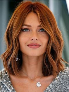 17 Lob Haircut Ideas 2024: Long, Short, Curly, Fine Hair, and More Red Bob Hair, Copper Blonde, Blonde Bob Hairstyles, Ginger Hair Color, Dark Red Hair, Hair Color Auburn, Copper Hair Color, Hair Color Highlights, Auburn Hair