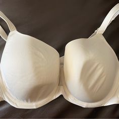 Never Worn Cacique Bra Without Tags. Ivory 44c Lane Bryant Bras, Cacique Bras, White Bras, Full Coverage Bra, Plus Size Bra, Demi Bra, Plunge Bra, Black Bra, Pink Bra