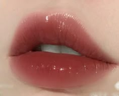 Lips Aesthetic Pink, Pretty Lips Aesthetic, Korean Lip Makeup, Desired Lips, Smile Tips, Lips Aesthetic, Lips Inspiration