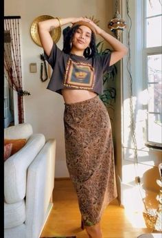 Hippie Black Woman Outfit Aesthetic, Hippy Casual Outfits, Hot Weather Boho Outfits, Earthy Boho Outfits Aesthetic, Earthy Alternative Outfits, Basic Edgy Outfits, Boho Baddie Outfit, Earthy Outfits Aesthetic Black Woman, Earthy Chic Outfits