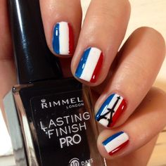 Eiffel Tower Nails, Paris Nail Art, Olympic Nails, Paris Nails, Kids Nail Designs, Pedi Ideas, Shellac Manicure, French Manicures