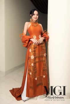 Sangjit Dress Modern, Beauty Outfits, College Dress, Vietnamese Clothing